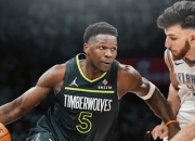 米兰体育官网-雷霆惨败灰狼！戈贝尔大号失利