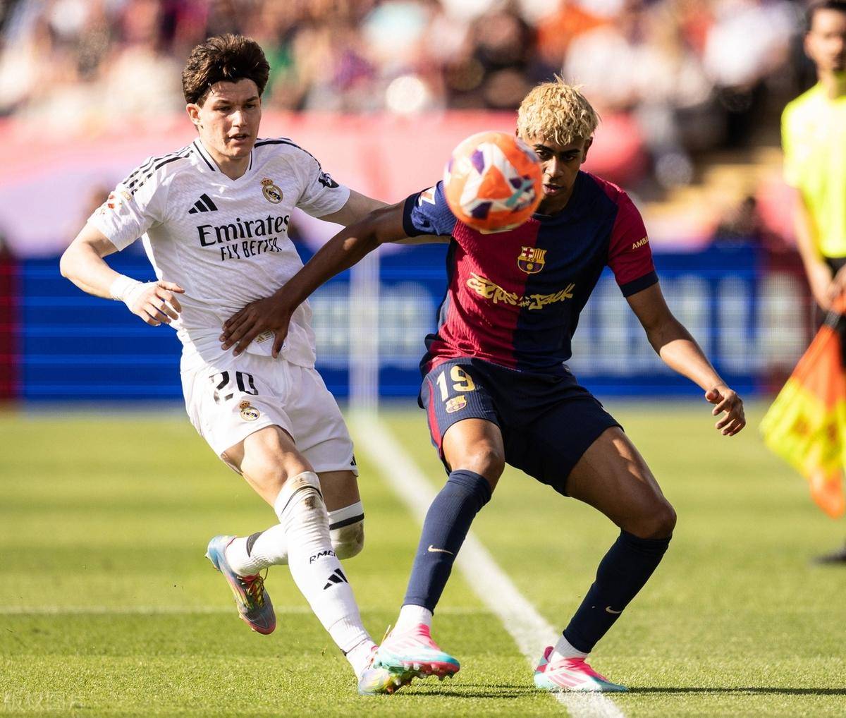 皇马客场大败阿尔梅里亚，遭遇困境