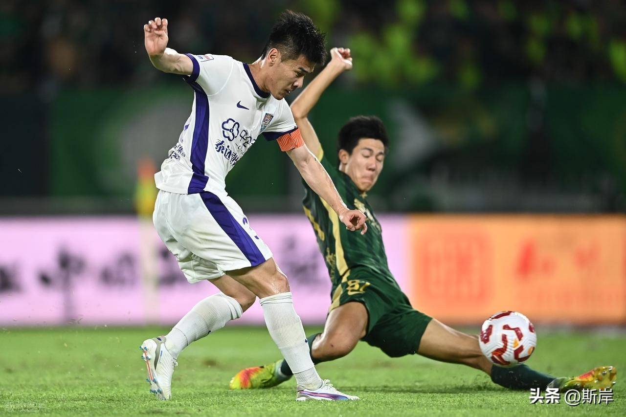 中超第23轮:广州富力vs上海上港被视为恶战