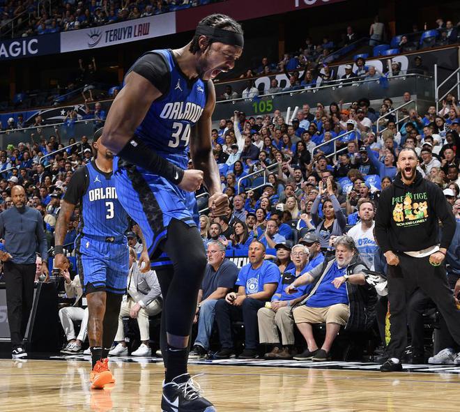 老鹰主场胜魔术暂强行东区第六