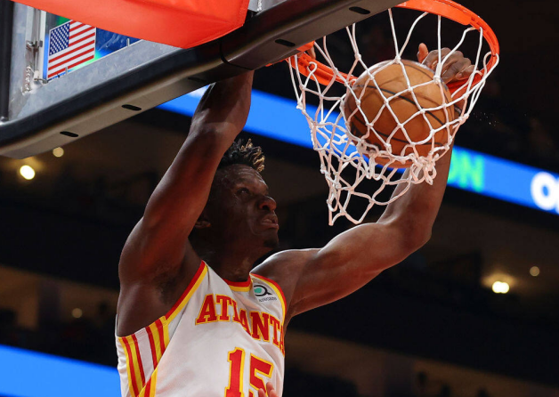 暴龙逆转公牛，季后赛首秀获胜