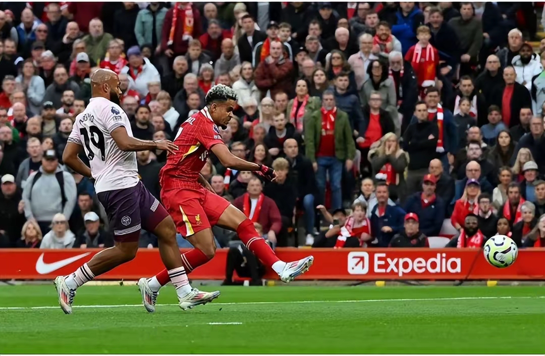 利物浦横扫挪威，苏亚雷斯带队取胜